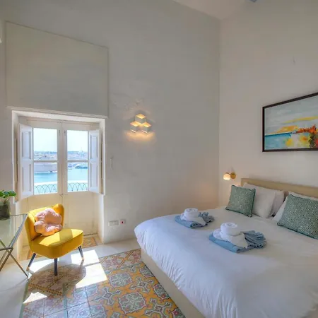 Spacious Maisonette With Spectacular Views Ibri1-1 * Valletta