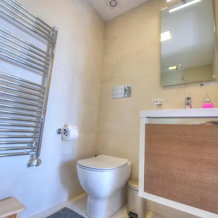 Spacious Maisonette With Spectacular Views Ibri1-1 * Valletta