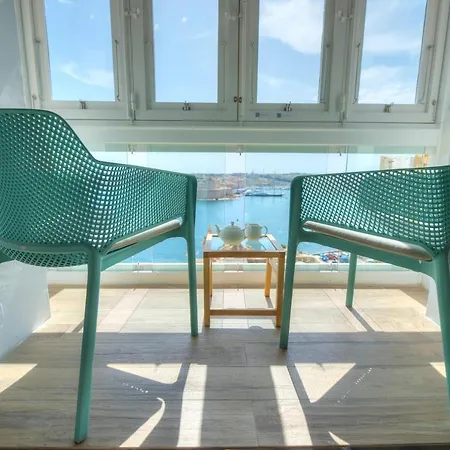 Spacious Maisonette With Spectacular Views Ibri1-1 * Valletta