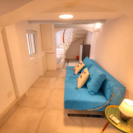 Spacious Maisonette With Spectacular Views Ibri1-1 Feriehus