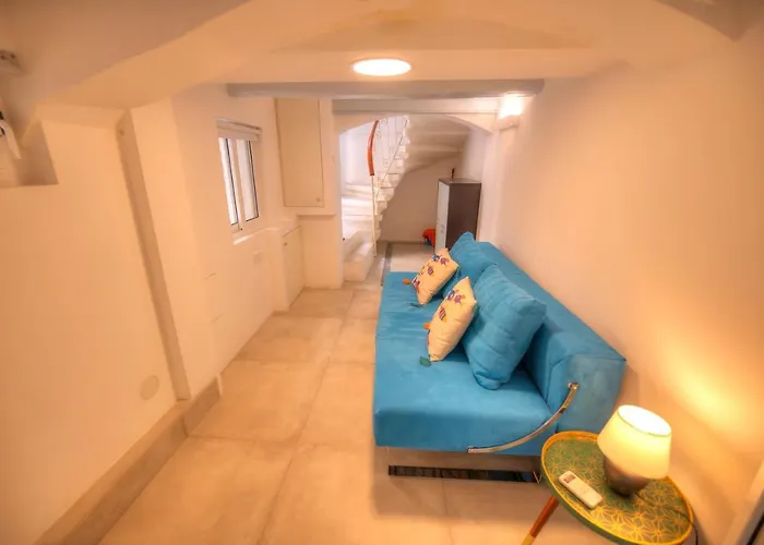 Spacious Maisonette With Spectacular Views Ibri1-1 בית נופש